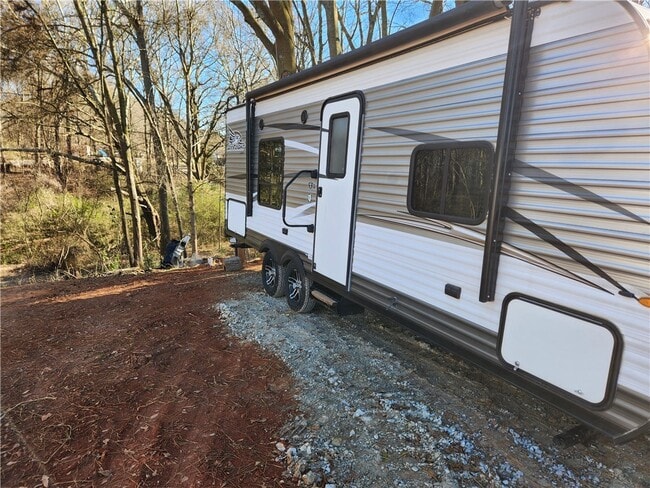 315 Fairplay Rd in Townville, SC - Building Photo - Building Photo