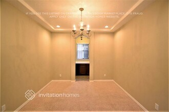 8230 Dunham Station Dr in Tampa, FL - Building Photo - Building Photo