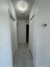 2710 NW 11th Pl in Fort Lauderdale, FL - Building Photo - Building Photo