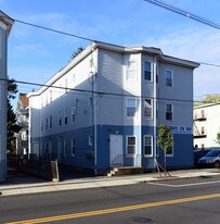 288 Manton Ave in Providence, RI - Building Photo