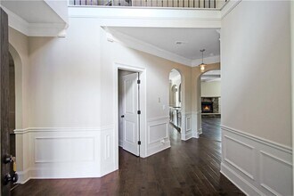 1307 Clarecastle Ln in Buford, GA - Foto de edificio - Building Photo