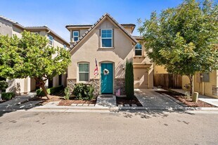 3571 Generosity Way in Clovis, CA - Building Photo