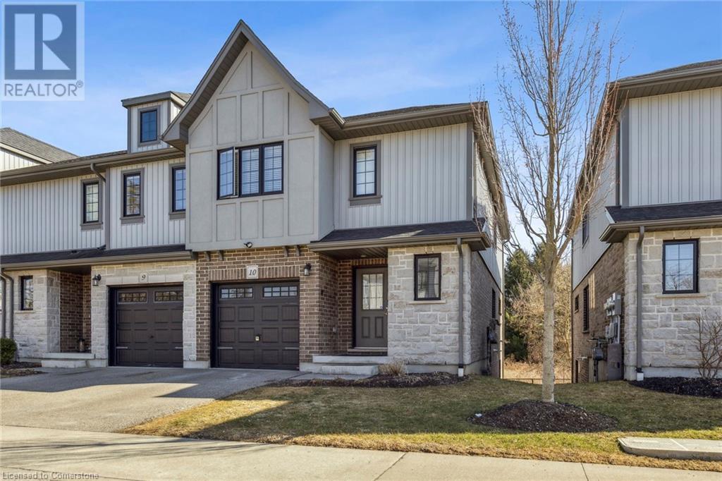 625 Blackbridge Road in Cambridge, ON - Building Photo