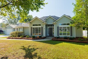 4246 Netherfield Ln in Valdosta, GA - Building Photo