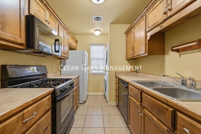 1110 S C Ct in Rogers, AR - Foto de edificio - Building Photo