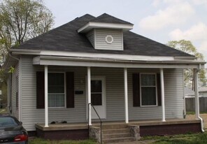 726 Jackson Ave in Evansville, IN - Building Photo