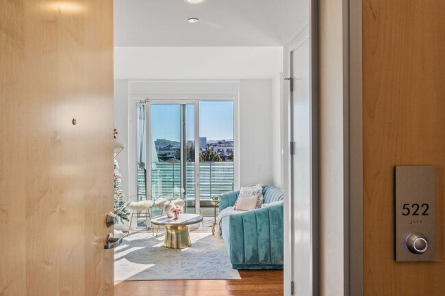 555 Fulton St in San Francisco, CA - Building Photo - Building Photo