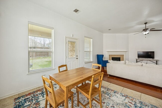 18126 Rustic Brook Ct in Cypress, TX - Building Photo - Building Photo