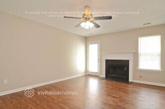 1085 Augusta Woods Dr in Douglasville, GA - Building Photo - Building Photo