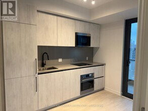 35 Parliament St in Toronto, ON - Building Photo - Building Photo