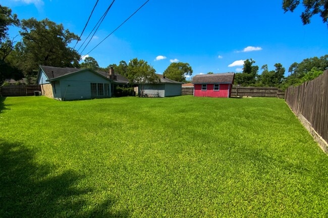 property at 2519 River Ridge