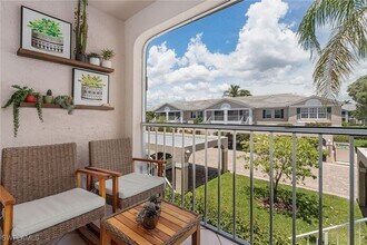 829 Tanbark Dr in Naples, FL - Building Photo - Building Photo
