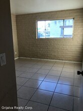 2620 N Winstel Blvd in Tucson, AZ - Building Photo - Building Photo