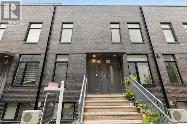 property at 1740 Simcoe St N