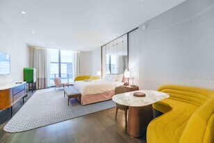 801 S Miami Ave, Unit SI FL3-ID1022328P in Miami, FL - Building Photo