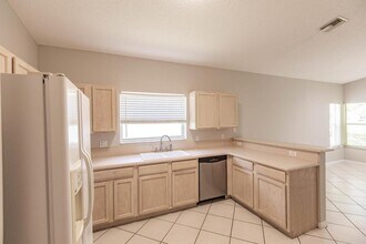 6304 Harbour Club Dr in Greenacres, FL - Building Photo - Building Photo
