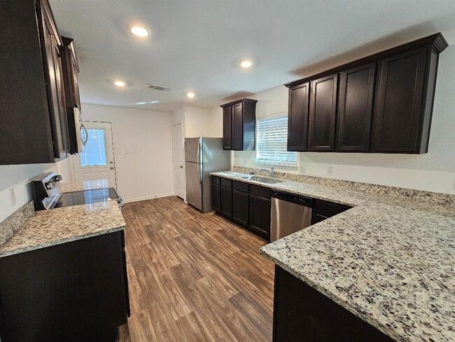 17904 Speculator Ln in Elgin, TX - Building Photo - Building Photo