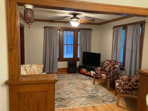 443 Snelling Ave S in St. Paul, MN - Building Photo - Building Photo