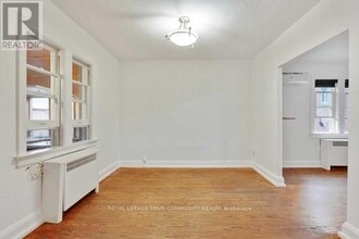 864 Millwood Rd in Toronto, ON - Building Photo - Building Photo