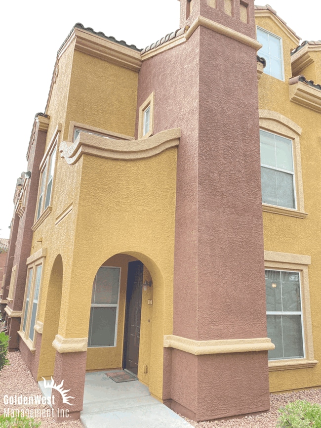 property at 3975 N Hualapai Way