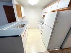 5055 W Targee St, Unit #202 in Boise, ID - Foto de edificio - Building Photo