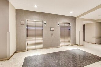 700 N Larrabee St in Chicago, IL - Building Photo - Building Photo