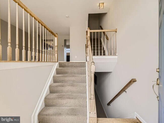 7943 River Rock Way in Riviera Beach, MD - Building Photo - Building Photo