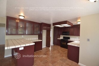 943 Stone Pine Ct in Fairfield, CA - Building Photo - Building Photo