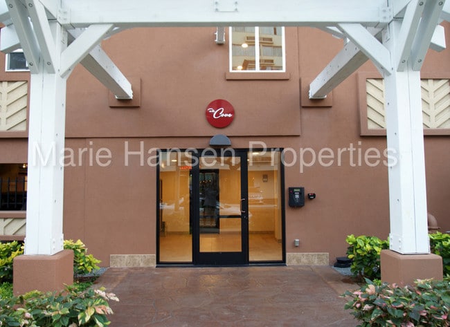 1800 Kaioo Dr-Unit -C403 in Honolulu, HI - Foto de edificio - Building Photo