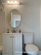 6871 Franklin Ave in Los Angeles, CA - Building Photo - Building Photo