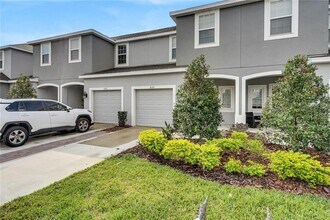 6313 Willowside St in Palmetto, FL - Building Photo - Building Photo
