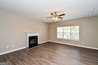7879 Village Pass in Fairburn, GA - Building Photo - Building Photo