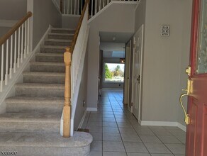 25 St Andrews Dr in Washington, NJ - Building Photo - Building Photo