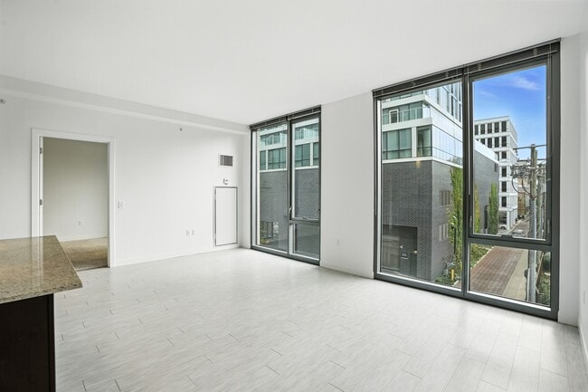 155 Forest Ave in Oak Park, IL - Foto de edificio - Building Photo