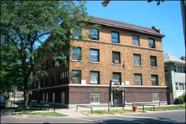 Pangea Apartments in Chicago, IL - Foto de edificio - Building Photo