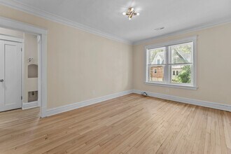 7350 Amherst Ave, Unit 1E in University City, MO - Building Photo - Building Photo