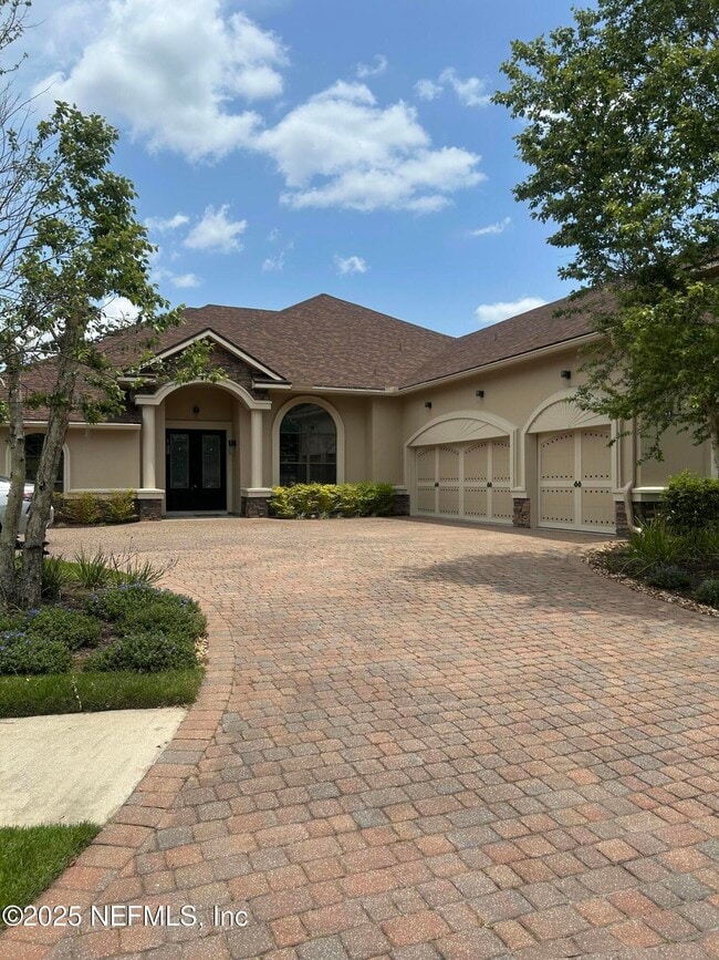 property at 1613 Fairway Ridge Dr