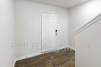 258 Palm Dr in Sanford, NC - Building Photo - Building Photo