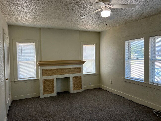 2601 N Walker Ave in Oklahoma City, OK - Building Photo - Building Photo