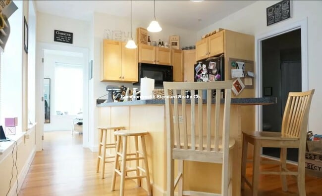 7 Sutherland Rd in Boston, MA - Building Photo - Building Photo