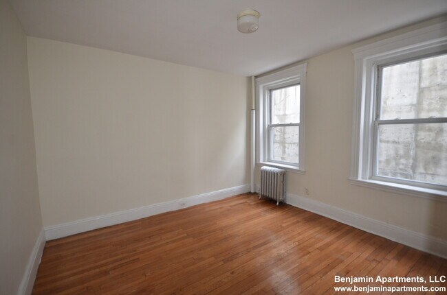 1110 Boylston St, Unit 20 in Boston, MA - Building Photo - Building Photo