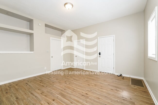 1048 Harlan St in Indianapolis, IN - Building Photo - Building Photo