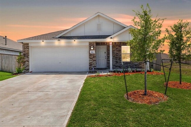 property at 3110 Spanish Oak Ln