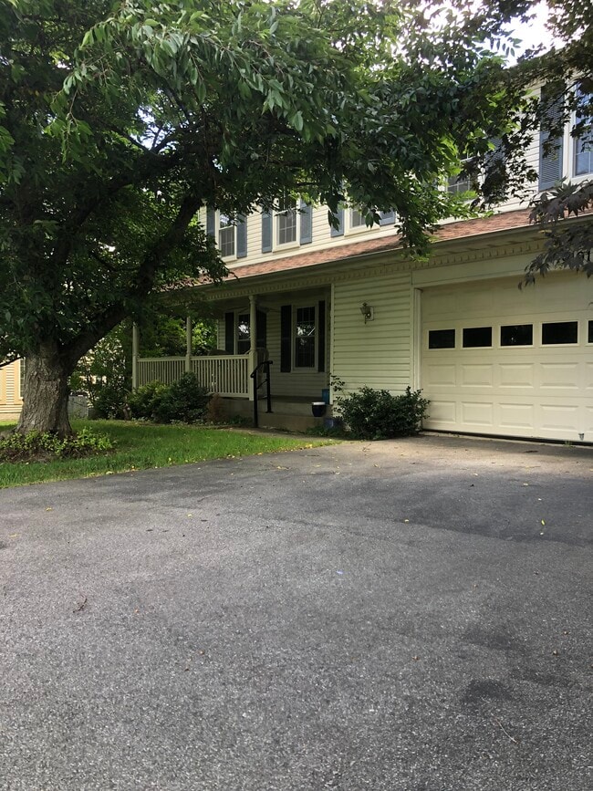 property at 9191 Victoria Dr