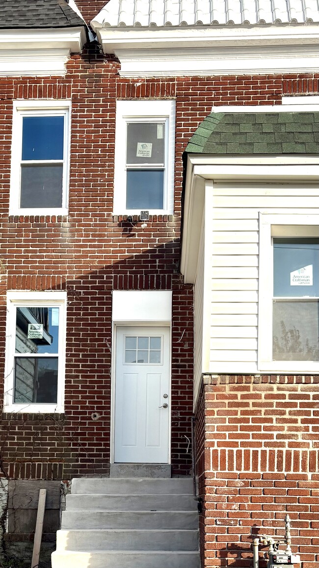 2927 Oakley Ave in Baltimore, MD - Building Photo - Building Photo