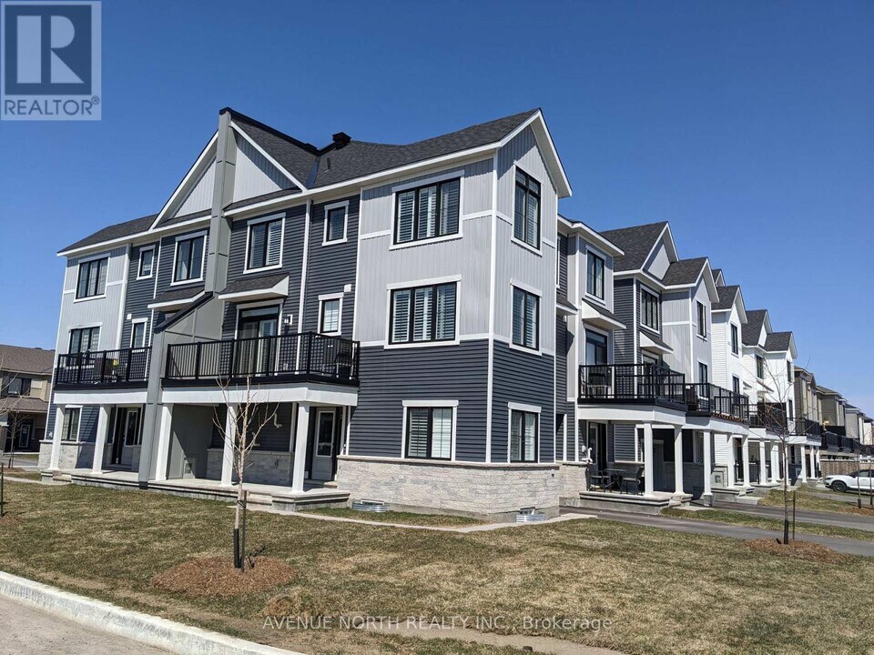530 Rye Grass Wy in Ottawa, ON - Building Photo