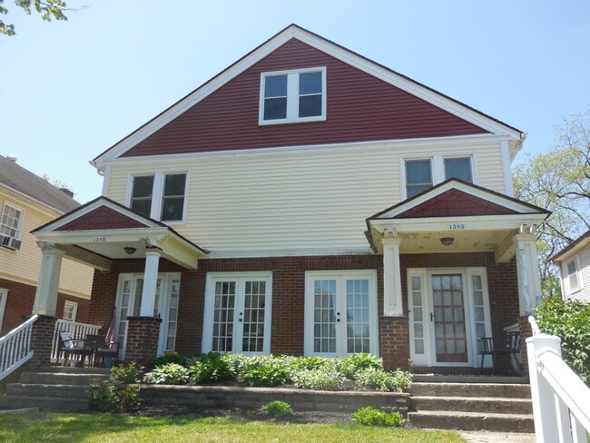 property at 1585 Lincoln Rd