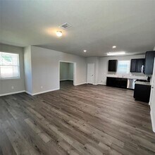 25396 Grotto Falls Ln in Porter, TX - Building Photo - Building Photo