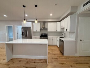 178 Washington Ave, Unit 304 in Chelsea, MA - Building Photo - Building Photo