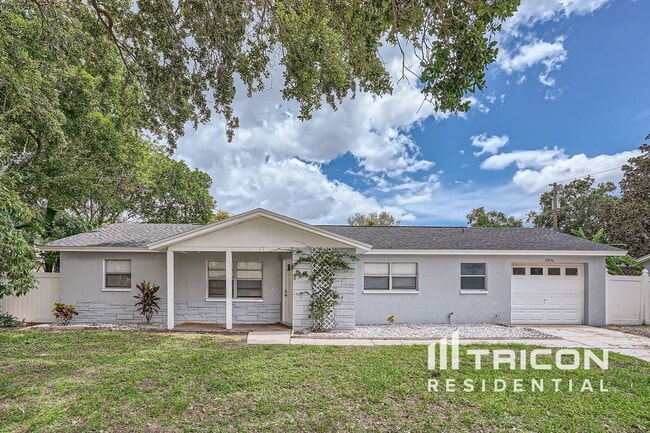 5836 99th Terrace N in Pinellas Park, FL - Building Photo - Building Photo